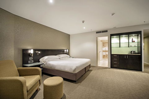 Hilton Darwin - Broome Tourism 34
