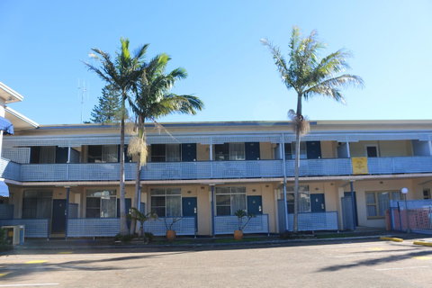 Golden Sands Motor Inn - Broome Tourism 11