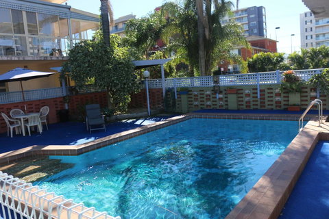 Golden Sands Motor Inn - Broome Tourism 3