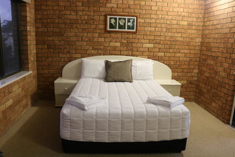 Golden Sands Motor Inn - Broome Tourism 0