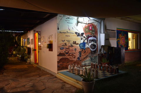 Alice\'s Secret Travellers Inn - Broome Tourism 34