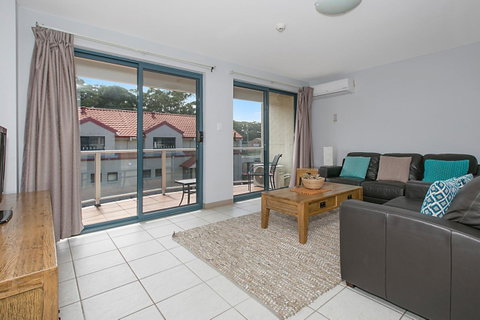 Nelson Bay Breeze - Broome Tourism 11