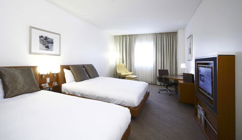 Novotel Canberra - Broome Tourism 19