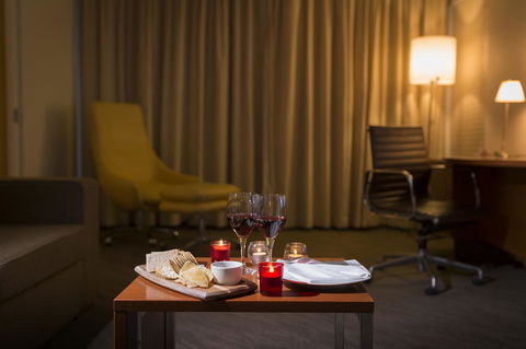 Novotel Canberra - Broome Tourism 42