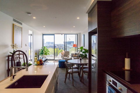 Highgate Executive Apartment City Walk Canberra - Broome Tourism 12