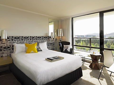QT Canberra - Broome Tourism 0
