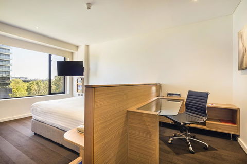 Crowne Plaza Canberra, An IHG Hotel - Broome Tourism 34