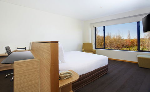 Crowne Plaza Canberra, An IHG Hotel - Broome Tourism 41