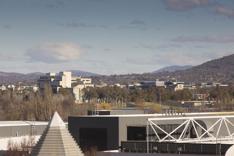 Crowne Plaza Canberra, An IHG Hotel - Broome Tourism 17