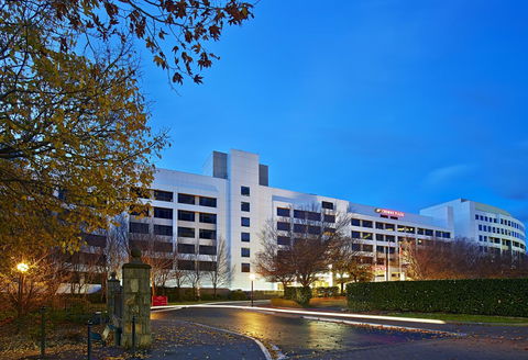 Crowne Plaza Canberra, An IHG Hotel - Broome Tourism 1