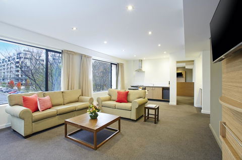 Crowne Plaza Canberra, An IHG Hotel - Broome Tourism 11