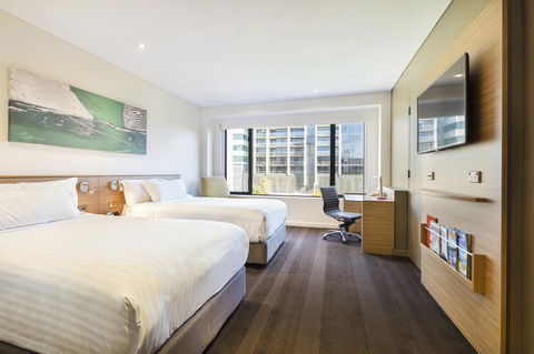 Crowne Plaza Canberra, An IHG Hotel - Broome Tourism 31