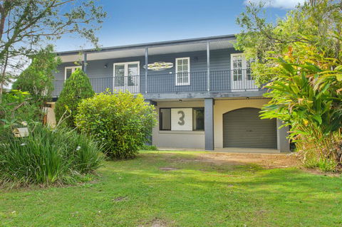 BONNY BEACH HOUSE - Holiday Accomodation With Pool - Broome Tourism 0