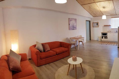 Bonsai B&B Stay - Broome Tourism 3