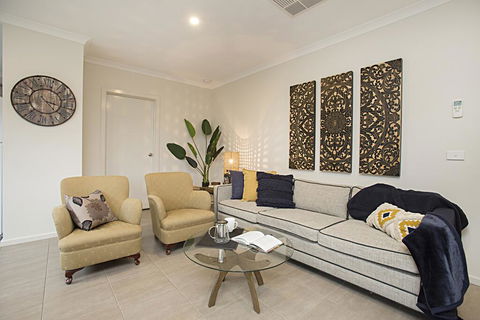 BOUTIQUE STAYS - Gumflower - Broome Tourism 3