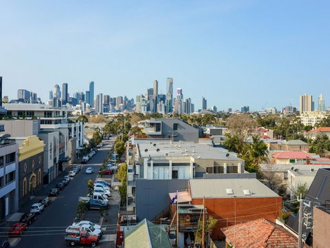 Boutique Stays - Zinc 501, Port Melbourne - Broome Tourism 1