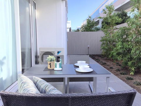 BPM Brighton APT With Garden LG1 - Broome Tourism 0