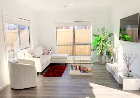 Brand New Home, 10 Mins To Beach, Torquay, Geelong, Deakin, Hospitals - Broome Tourism 0