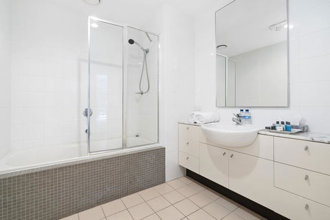 Brighton Bay Apartments - Broome Tourism 1