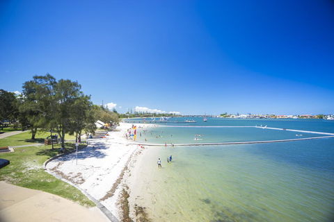 Broadwater Paradise - Broome Tourism 0