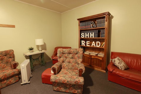 Broken Hill Tourist Lodge - Broome Tourism 3