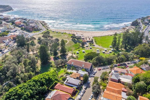 Bronte Beach Apartment - Broome Tourism 0
