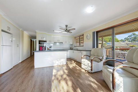 Buckland St 29 Mollymook - Broome Tourism 1