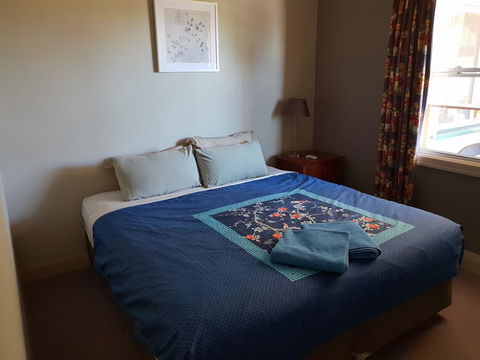 Bunbury's Most Convenient Location - Unit 2 - Broome Tourism 3