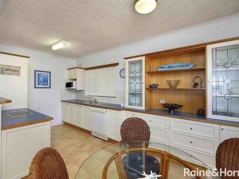 By The Sea - Cumbernauld #1 - 1/12 Terrigal Esp, Terrigal - Broome Tourism 3