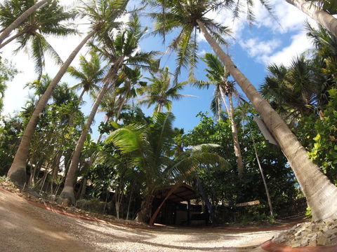 Cable Beach Backpackers - Broome Tourism 3