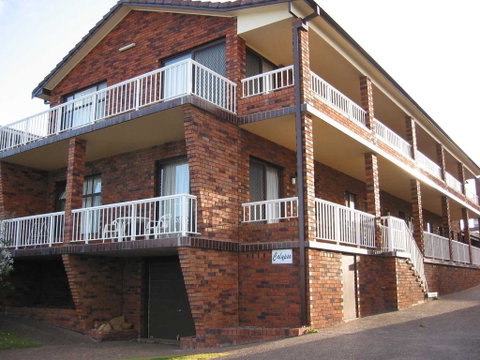 Calypso, Unit 1 - The Entrance, NSW - Broome Tourism 1