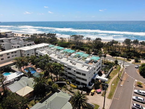 Camargue Beachfront Apartments - Broome Tourism 1