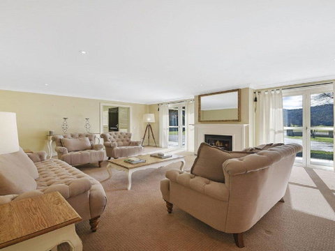 Camelot - Superbly Proportioned And Ideally Located - Broome Tourism 2