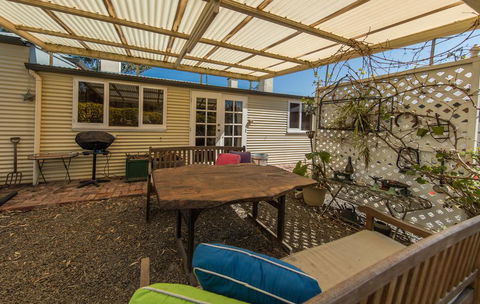 Captain Rodda's Cottage - Broome Tourism 2