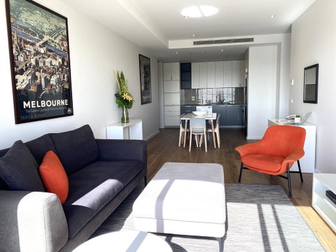 Caroline Serviced Apartments Brighton - Broome Tourism 1