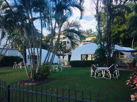 Casablanca Dome Trinity Beach - Broome Tourism 0