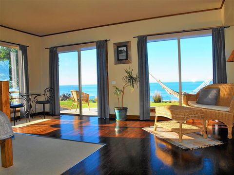 Castaways Apollo Bay - Broome Tourism 0