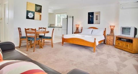 Cayambe View B&B - Broome Tourism 2