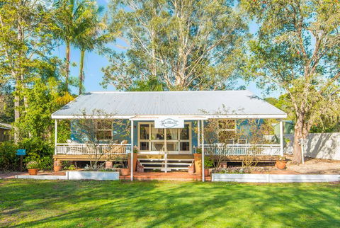 Celestial Dew Guest House, Day Spa, Retreat - Broome Tourism 0