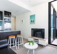 Central and Modern Apartment in Melbourne CBD - Broome Tourism