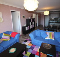 Central Park 14 - Centrally located with views to the mountains - Broome Tourism