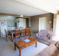 Central Park 4 - Centre of Jindabyne - Broome Tourism