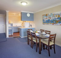 Central Park 7 - the convenience of location  the warmth of comfortable living - Broome Tourism
