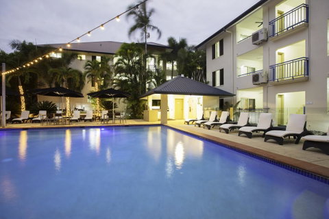 Central Plaza Port Douglas - Broome Tourism 1