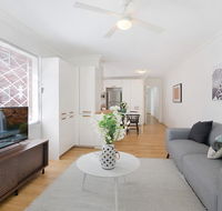 Charming parkside apartment in quiet area - Broome Tourism