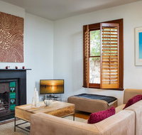 Chic Two-storey Cottage with Darling Harbour Views - Broome Tourism