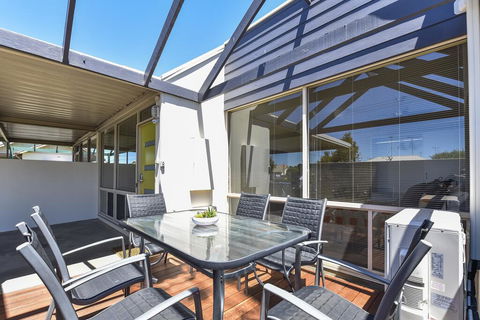 City Courtyard Apartment - Broome Tourism 1