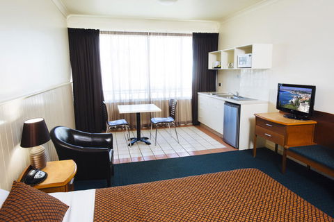 City Oasis Inn - Broome Tourism 2