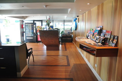 City Park Hotel - Broome Tourism 2