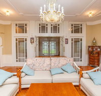 Classic 5 Beds Mt Dandenong Resort - Broome Tourism